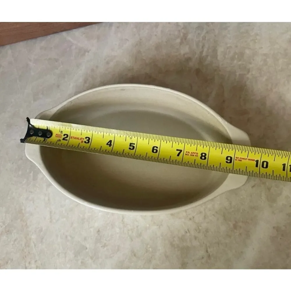 Pampered Chef small Cream Oval Baking Dish